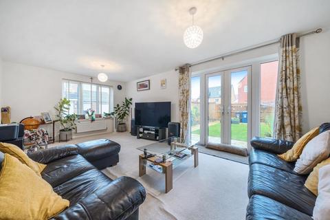 4 bedroom detached house for sale, Banbury,  Oxfordshire,  OX15