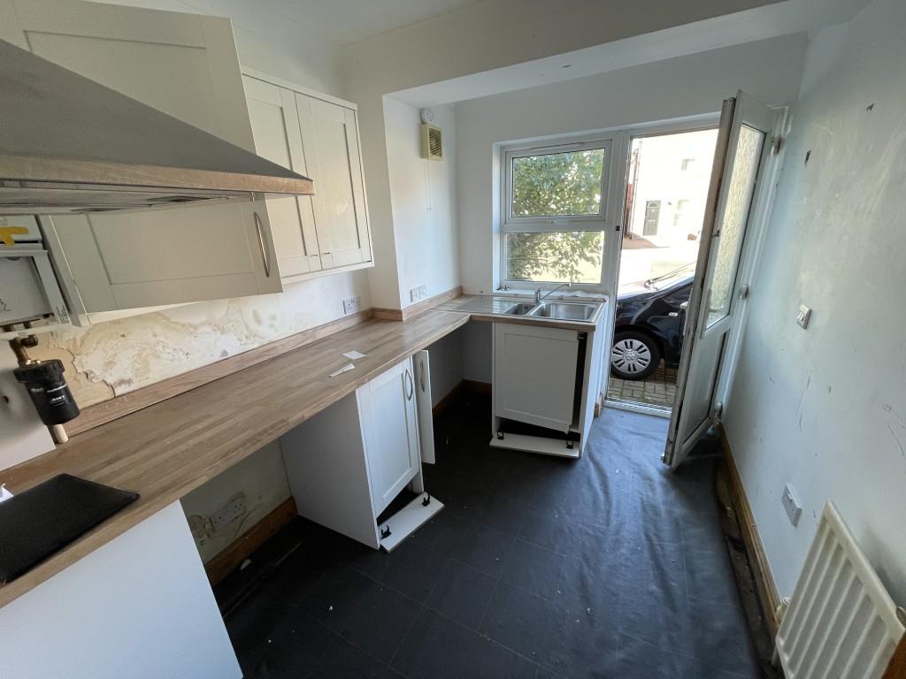 4  Medium  T202511031207.jpg
