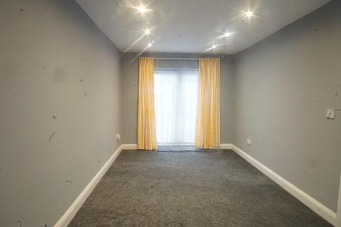 2 bedroom detached house to rent, Oakington Manor Drive, HA9