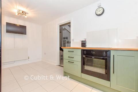 undefined, Fort Cumberland Road, Southsea PO4