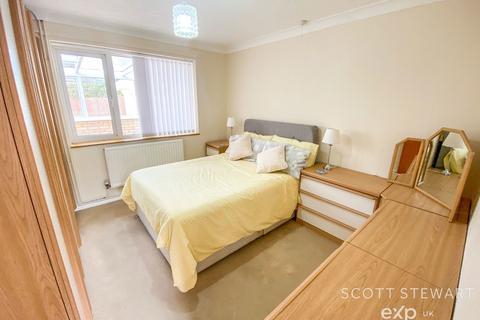 1 bedroom semi-detached bungalow for sale, Inhams Road, Peterborough PE7