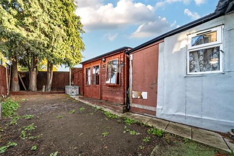 4 Beacon Road, Erith, DA8 2JS