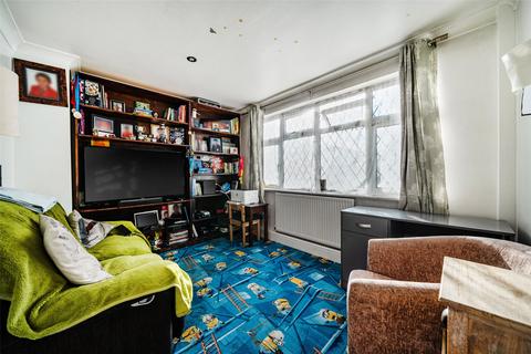 4 Beacon Road, Erith, DA8 2JS