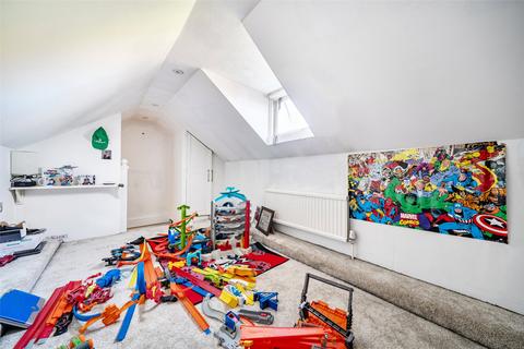 4 Beacon Road, Erith, DA8 2JS