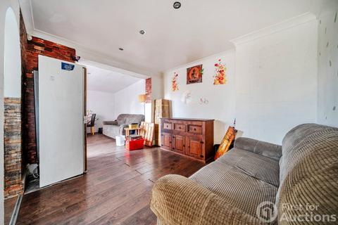 4 bedroom semi-detached house for sale, Beacon Road, Erith