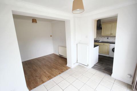 12 Bradshawe Waye, Uxbridge, UB8 3RQ