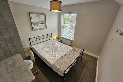 1 bedroom in a house share to rent, London Road, Northwich, Cheshire