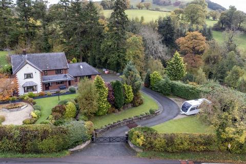 5 bedroom detached house for sale, Fforrd Y Cain, Llanfyllin