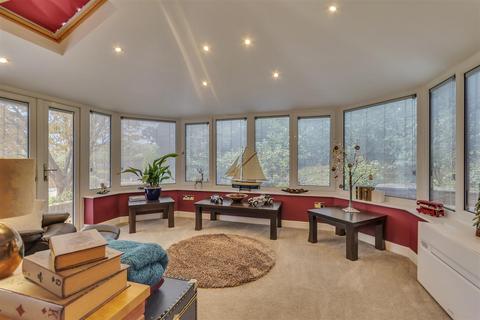 5 bedroom detached house for sale, Fforrd Y Cain, Llanfyllin