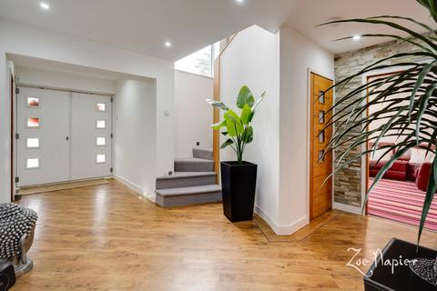 5 bedroom detached house for sale, Billericay