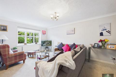 undefined, Barber Close, Crawley RH10