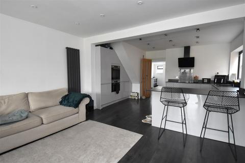 undefined, York Road, Rochford