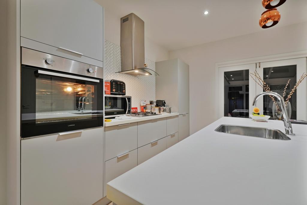 Kitchen-Living