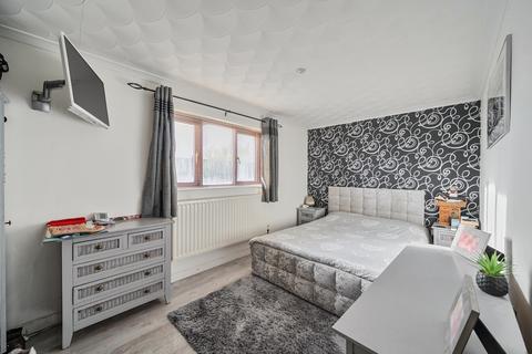 undefined, Boundary Close, Kingsdown, Swindon, SN2