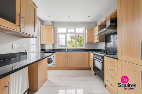 3 bedroom flat for sale, Holders Hill Road, Hendon
