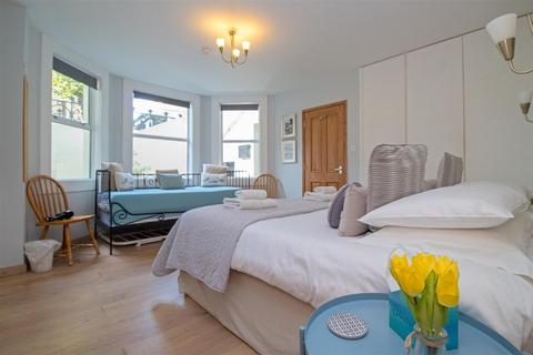 6 bedroom apartment for sale, St Aubyns, Hove