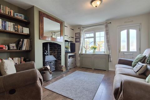 2 bedroom terraced house for sale, Banbury Road, Southam, CV47