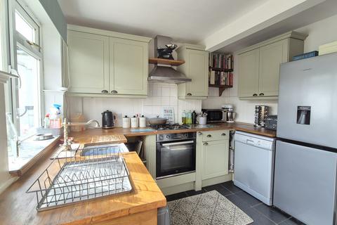 2 bedroom terraced house for sale, Banbury Road, Southam, CV47