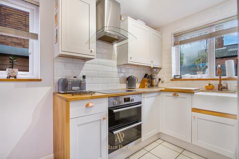 3 bedroom semi-detached house for sale, Rydal Close, Hinckley, LE10