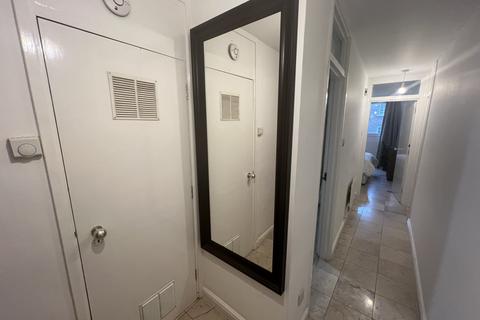1 bedroom flat for sale, 35 George Street, London, W1U