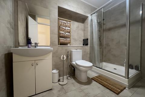 1 bedroom flat for sale, 35 George Street, London, W1U