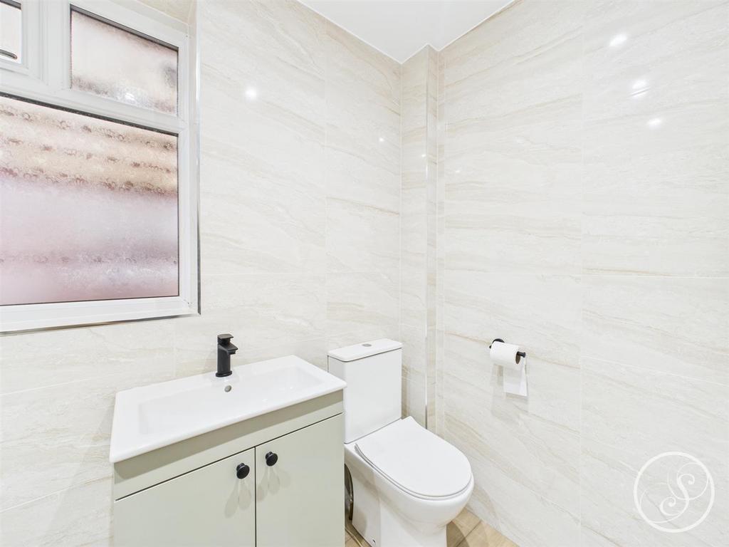 CAM02071 G0-PR0738-STILL006.jpg