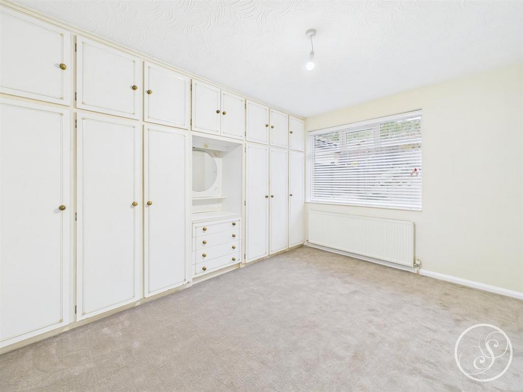 CAM02071 G0-PR0738-STILL007.jpg