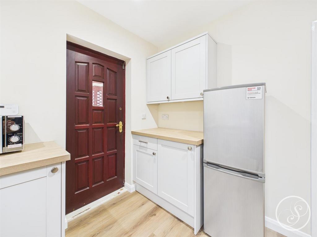 CAM02071 G0-PR0738-STILL012.jpg