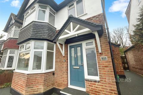 3 bedroom semi-detached house for sale, Oak Tree Gardens, Bromley