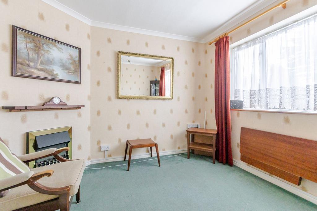 Living Room (2)