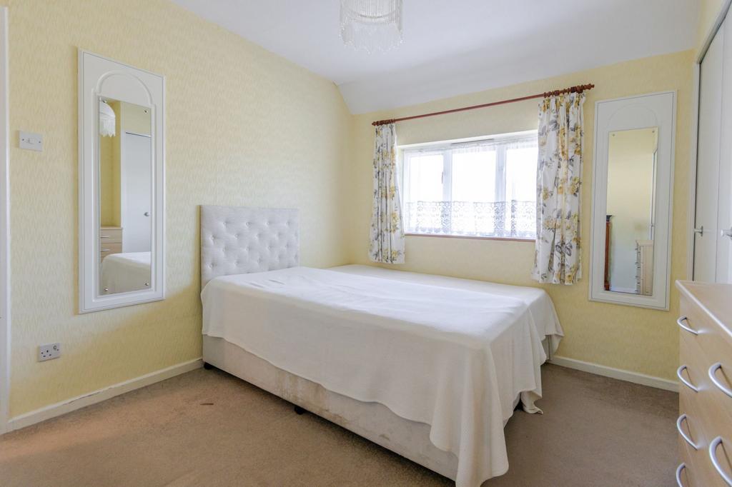 Bedroom 1 (3)