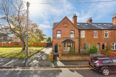 undefined, Willoughby Road, Langley SL3
