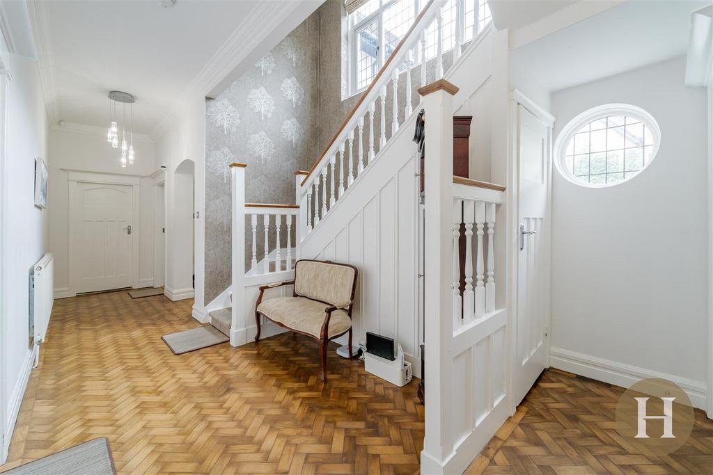 Hadleigh Estate Agents-28.jpg