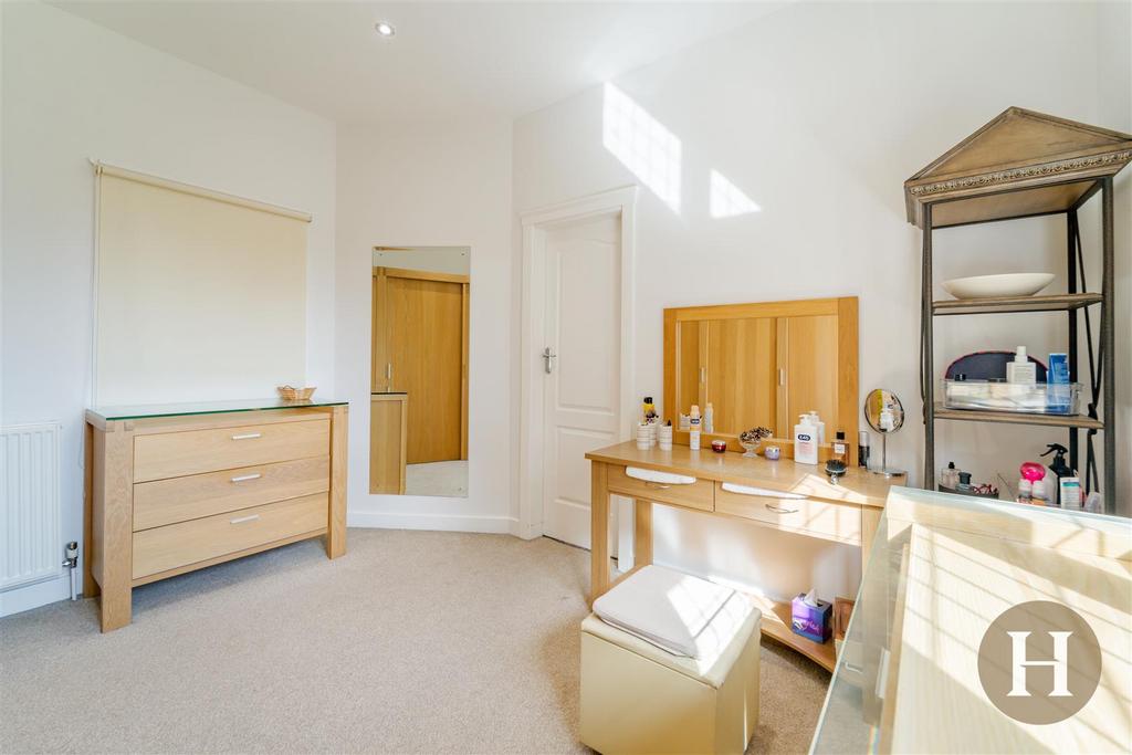 Wardrobe/ Bedroom 8