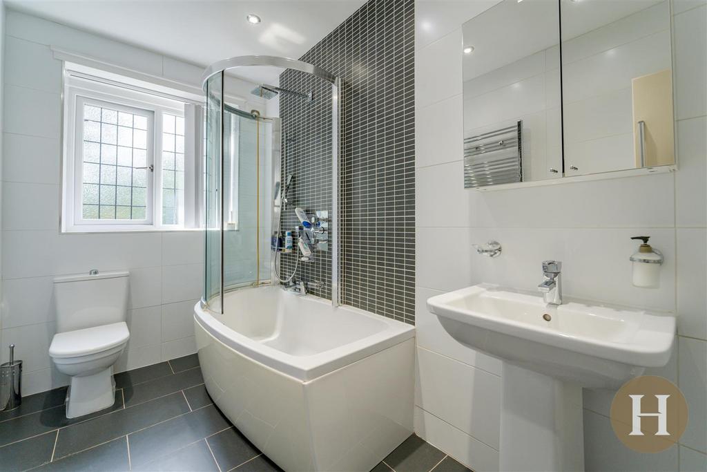 Hadleigh Estate Agents-70.jpg