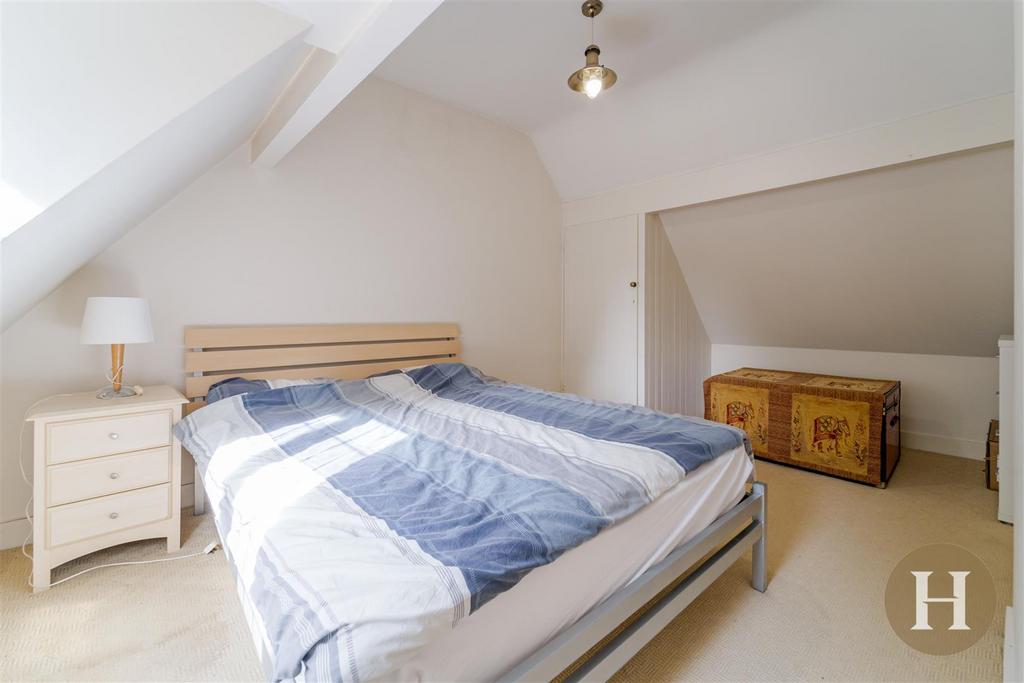 Hadleigh Estate Agents-95.jpg