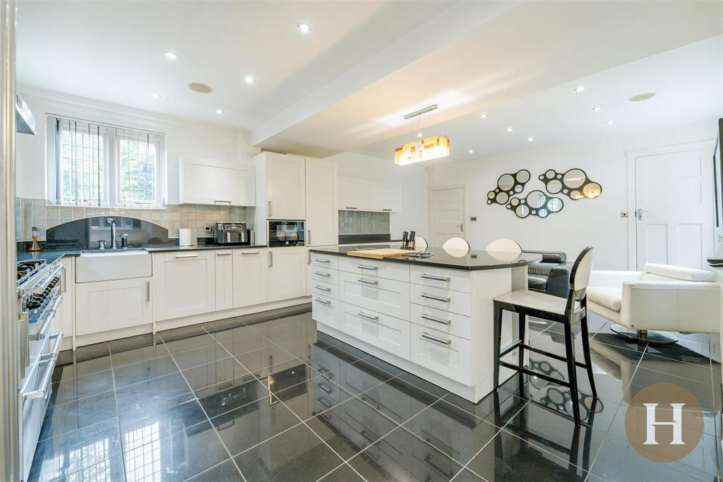 Hadleigh Estate Agents-10.jpg