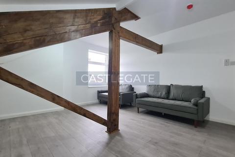 2 bedroom ground floor flat to rent, Market Place, Huddersfield Town Centre, HD1