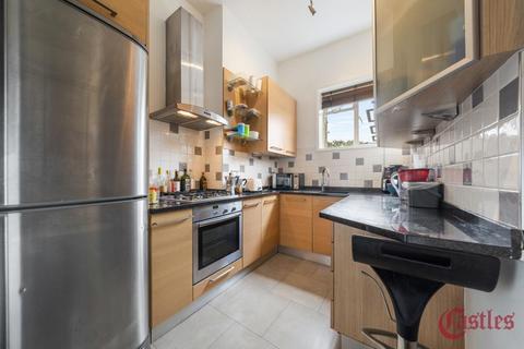 2 bedroom flat to rent, Crouch Hall Road , Crouch End, N8