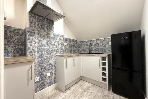 1 bedroom flat to rent, Cleverley Close, London SE7