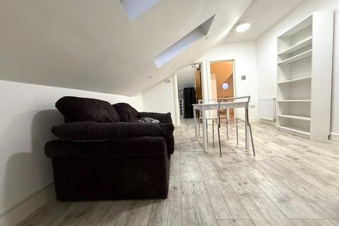 1 bedroom flat to rent, Cleverley Close, London SE7