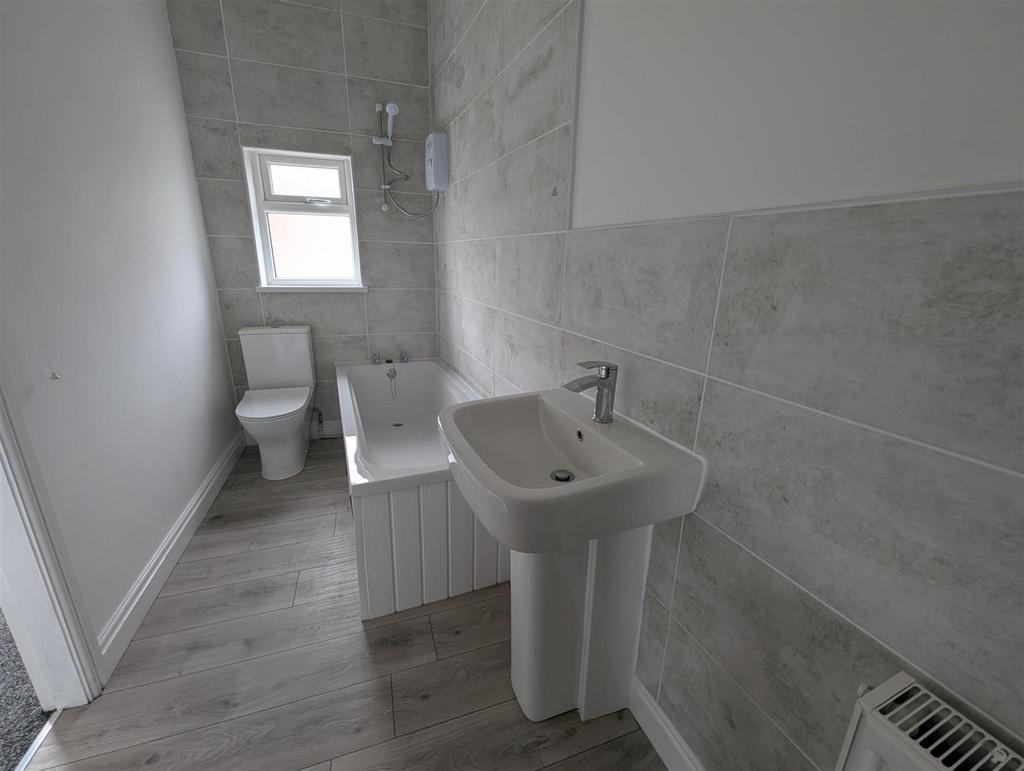 Jack & Jill Bathroom