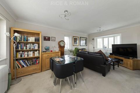 2 bedroom apartment for sale, Camel Grove, Kingston Upon Thames KT2