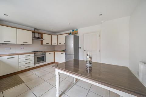 undefined, Poole Close,  Aylesbury,  HP21