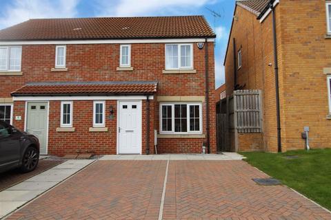3 bedroom semi-detached house to rent, Station View, Morley, LS27