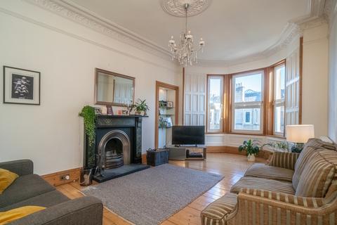 4 bedroom flat to rent, 25 Polwarth Crescent, Edinburgh EH11
