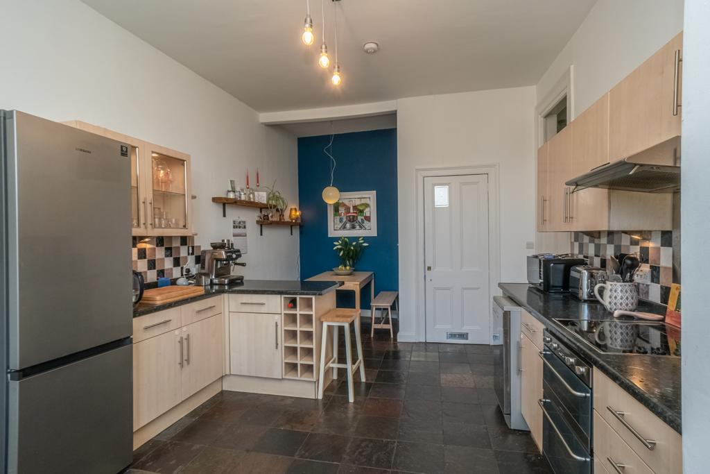 Kitchen 4