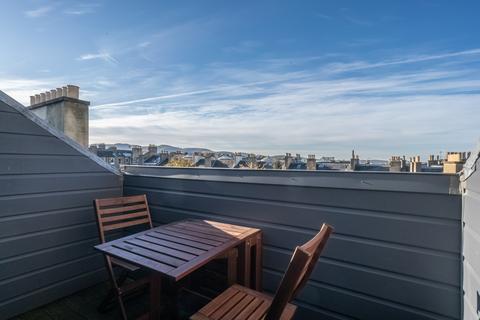 4 bedroom flat to rent, 25 Polwarth Crescent, Edinburgh EH11
