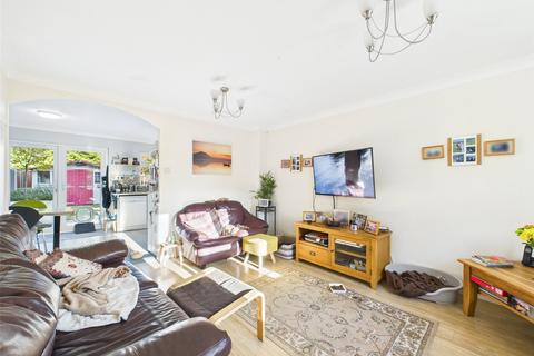 undefined, Frobisher Mews, Churchdown, Gloucester, Gloucestershire, GL3