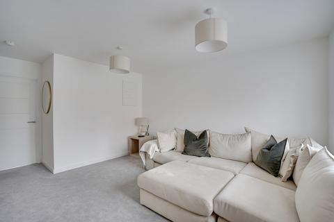 3 bedroom semi-detached house for sale, Rosemary Gardens, Newmarket CB8